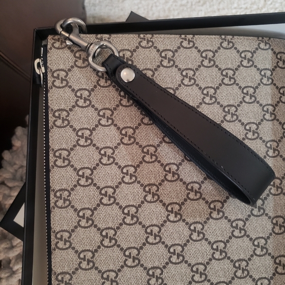 Authentic Gucci Supreme Large  King  Snake Pouch/Wristlet - Picture 4 of 5